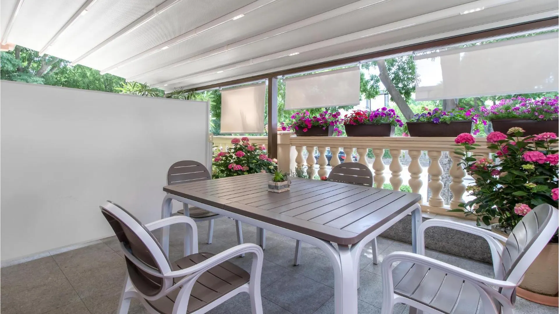 Apartment Marta - Whole House, Right By The Sea Novi Vinodolski Holiday home