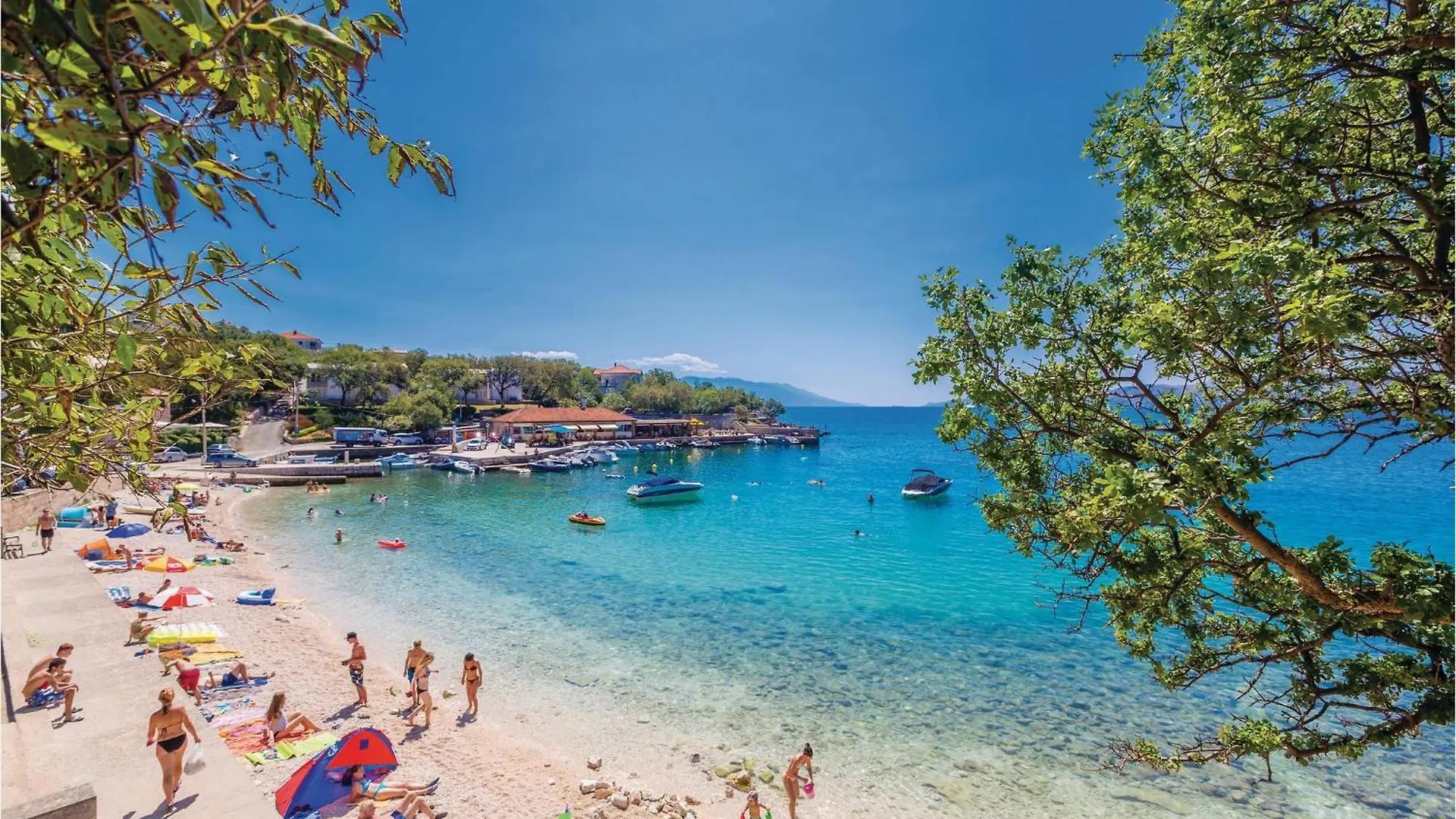 Holiday home Apartment Marta - Whole House, Right By The Sea Novi Vinodolski